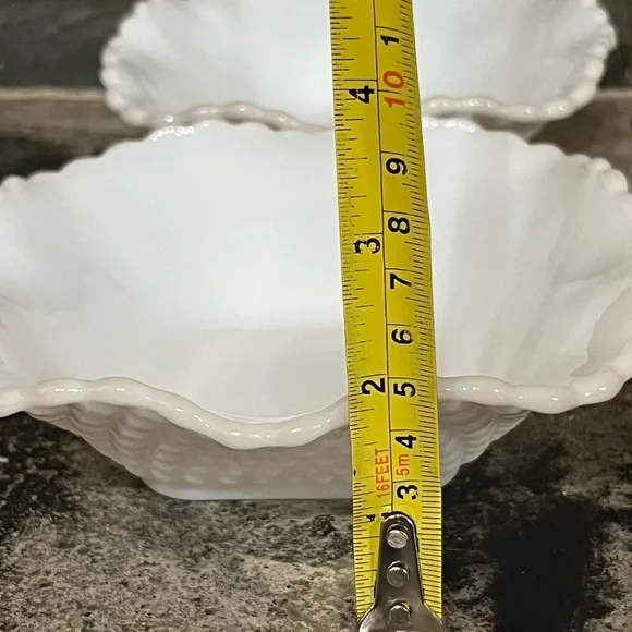 Vintage 1950s Fenton Diamond Cut Scalloped 6” White Milk Glass Candy Nut Dish’s - Picture 13 of 13
